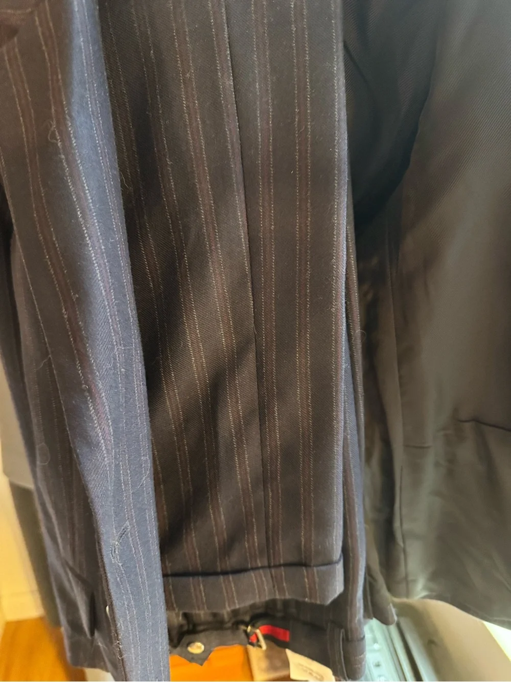 Gucci kids navy pinstripe suit set with gold logo label